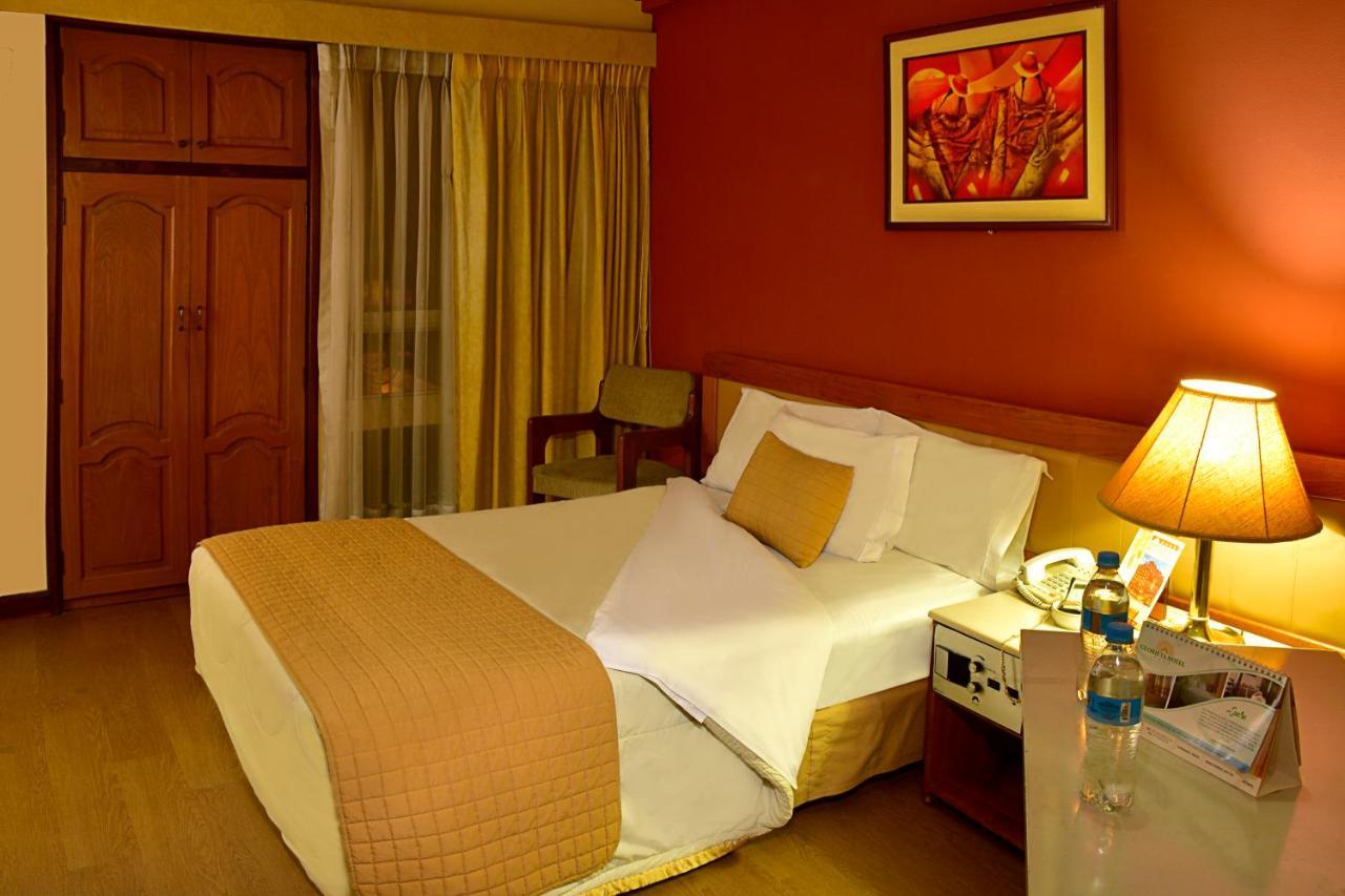 Cesar'S Plaza Hotel Cochabamba Luaran gambar
